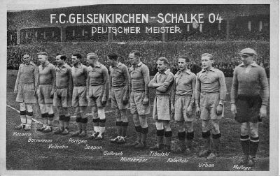 Postkarte Fußball #190420 FC Schalke 04 Die Mauer der Saison 2010/2011 